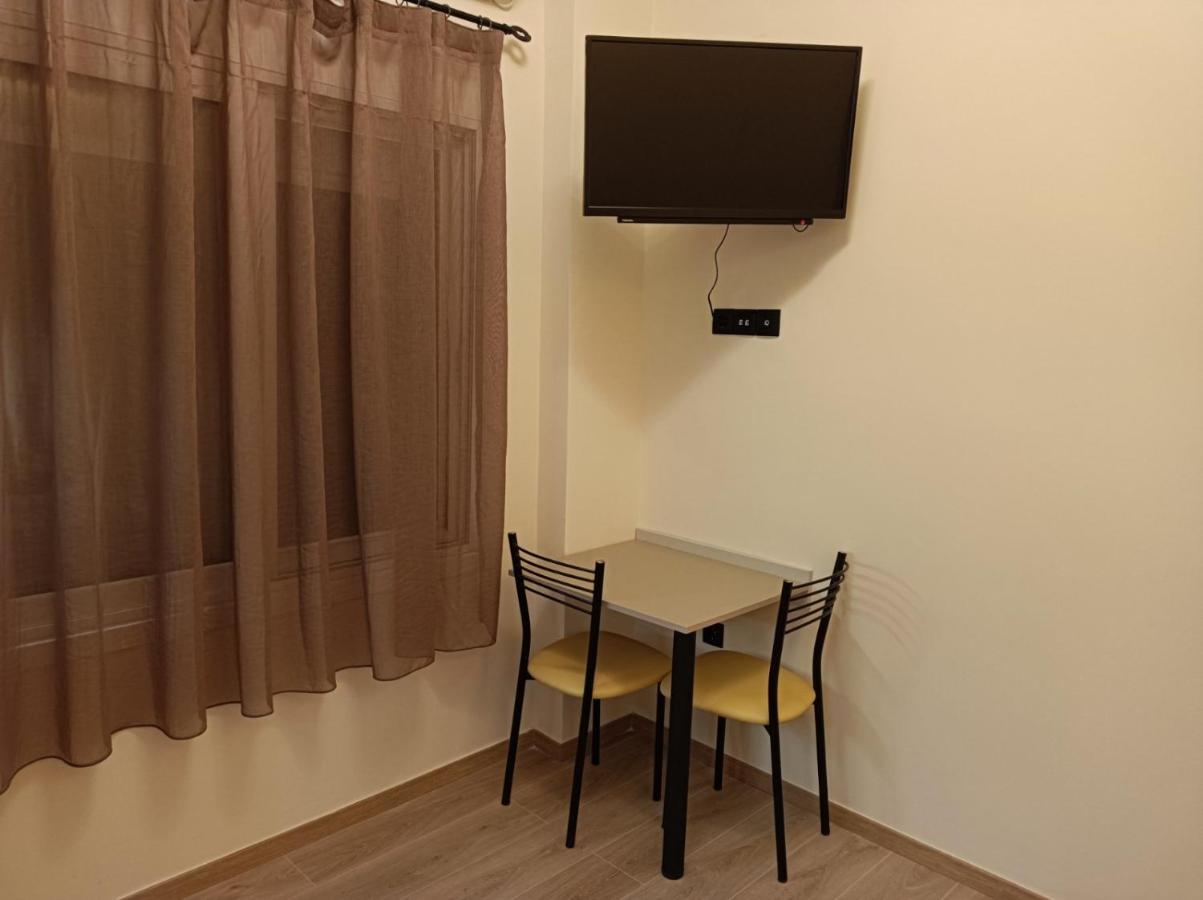 Apartment Dipla 3 Афіни Екстер'єр фото